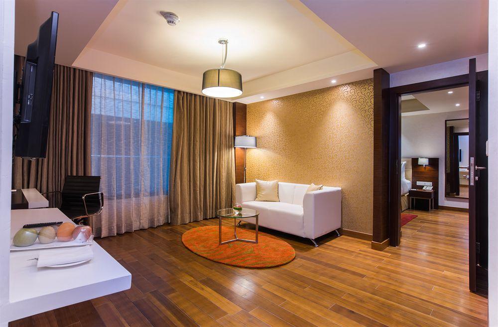 Howard Johnson By Wyndham, Hebbal, Bengaluru Dış mekan fotoğraf